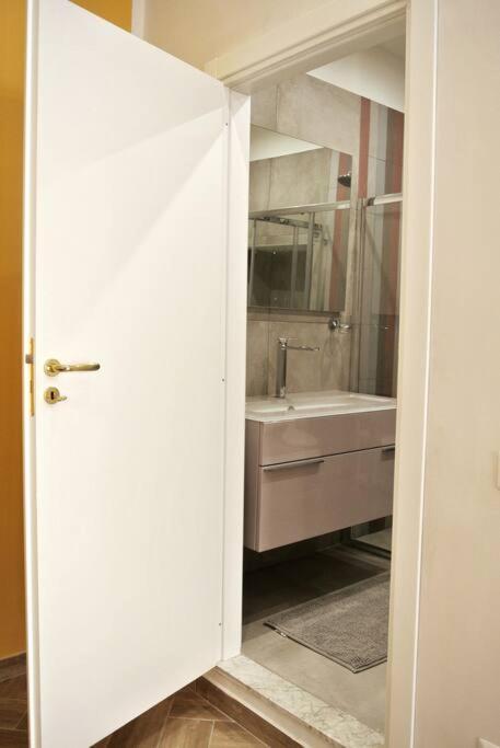Scio' Apartment-Centro Storico- Naples Exterior photo